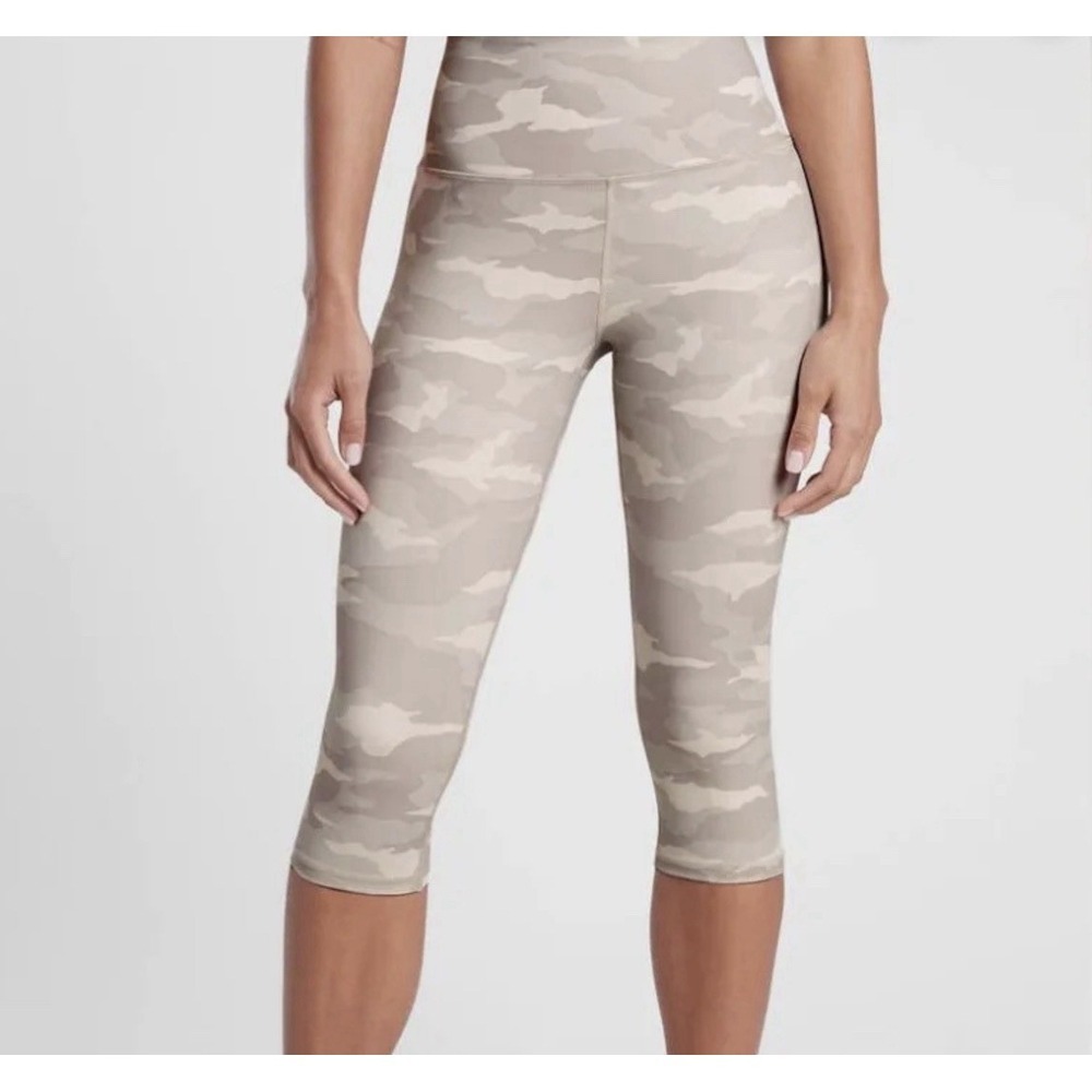 Athleta 1X Tan Camo Elation Ultra High Rise Crop Tight